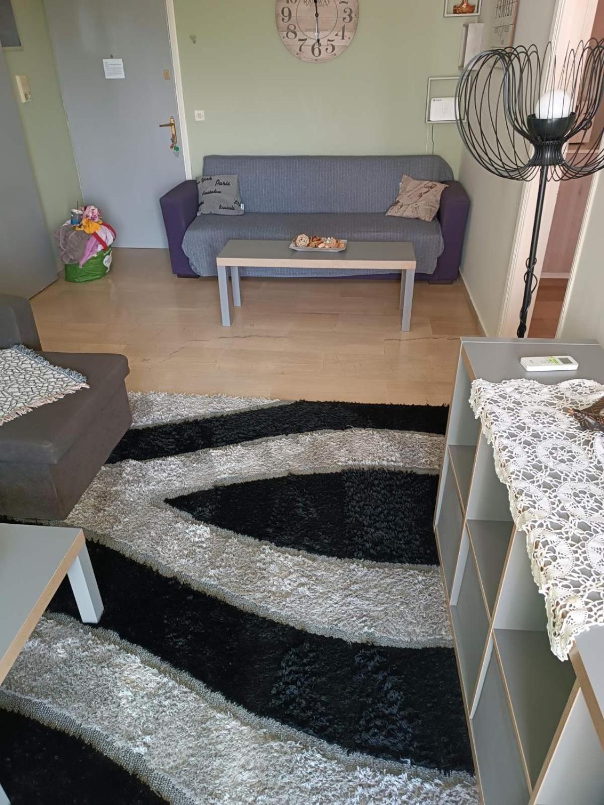 Comfortable Beachfront Apartment لوتراكي المظهر الخارجي الصورة